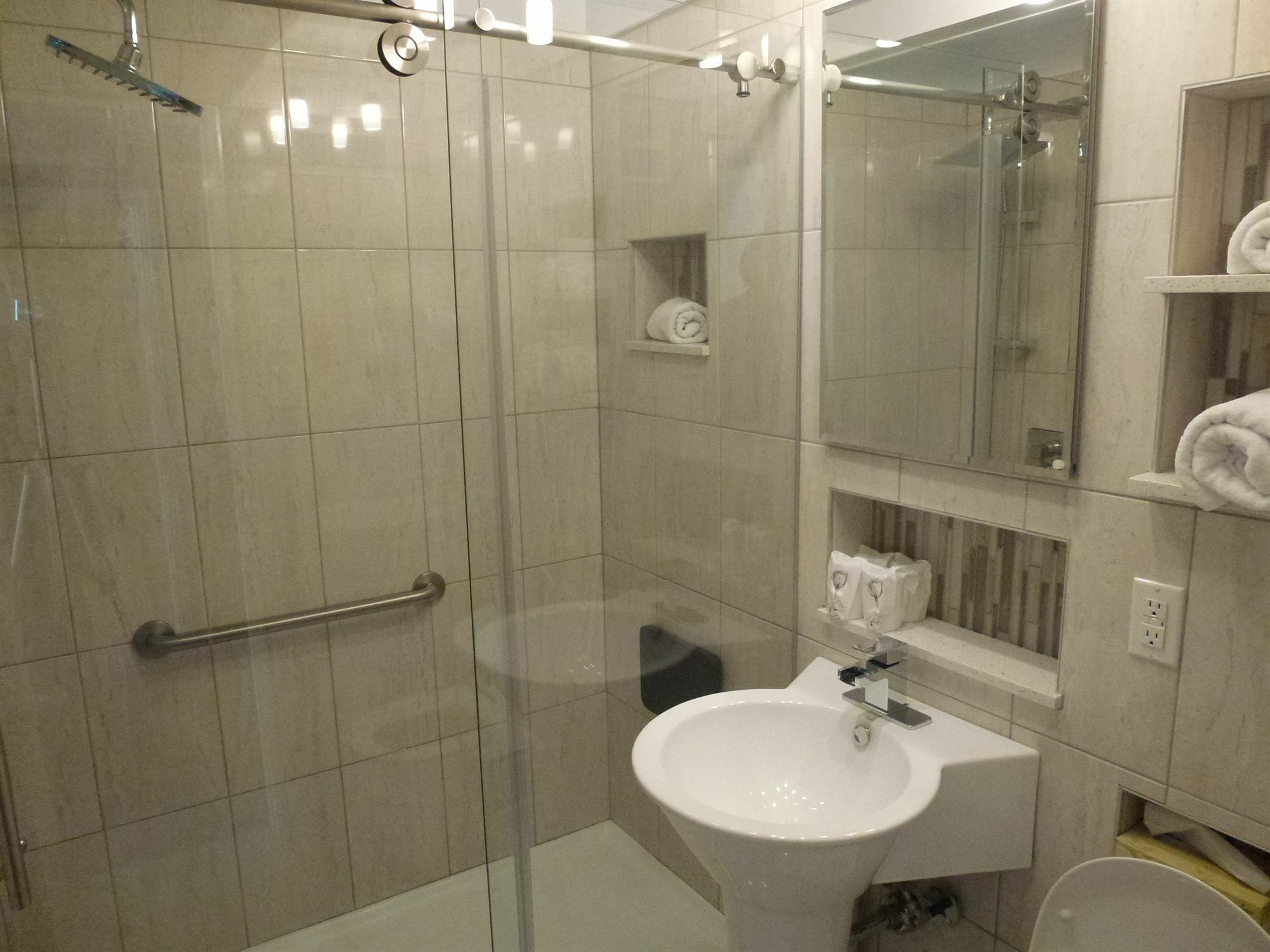 Hotel Verso Magog ภายนอก รูปภาพ